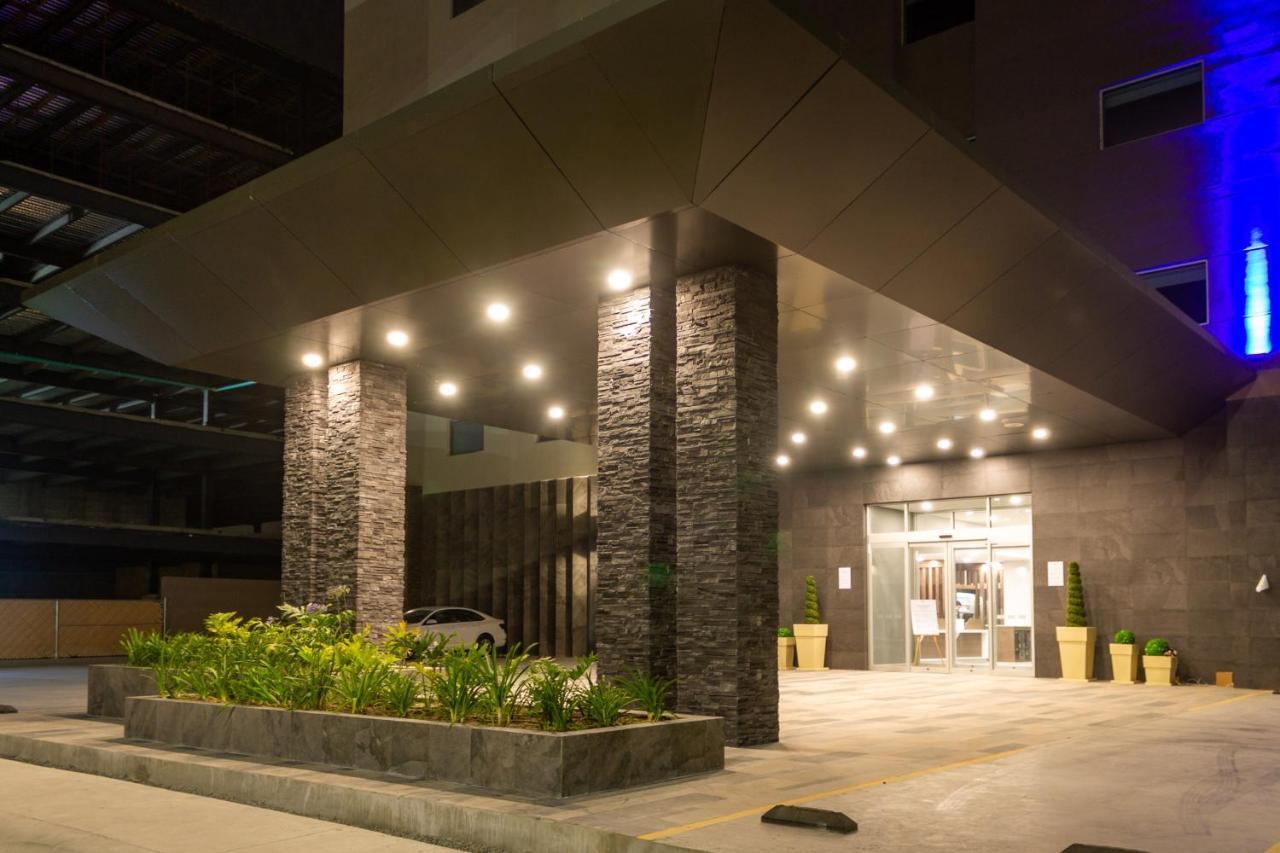 Holiday Inn Express & Suites - Tijuana Otay By Ihg Exterior photo