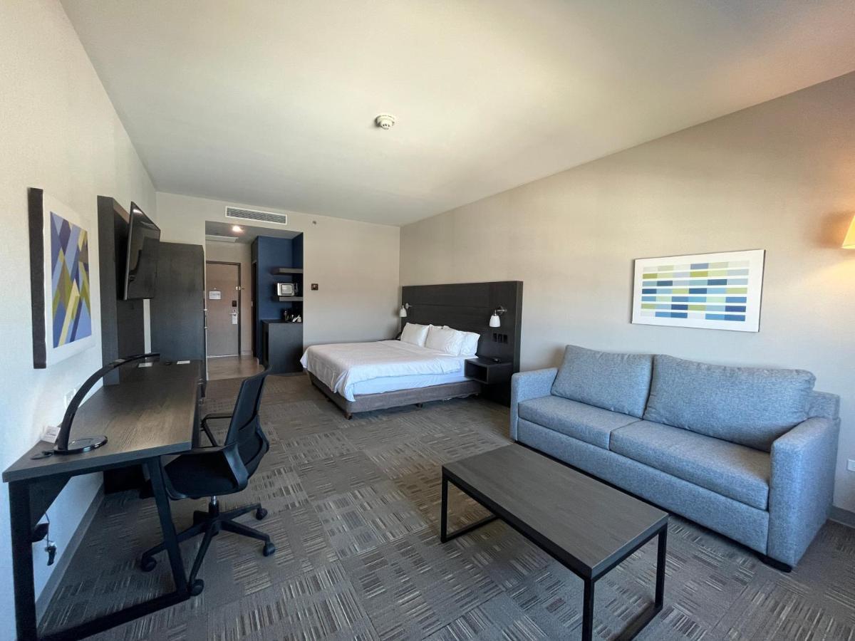 Holiday Inn Express & Suites - Tijuana Otay By Ihg Exterior photo
